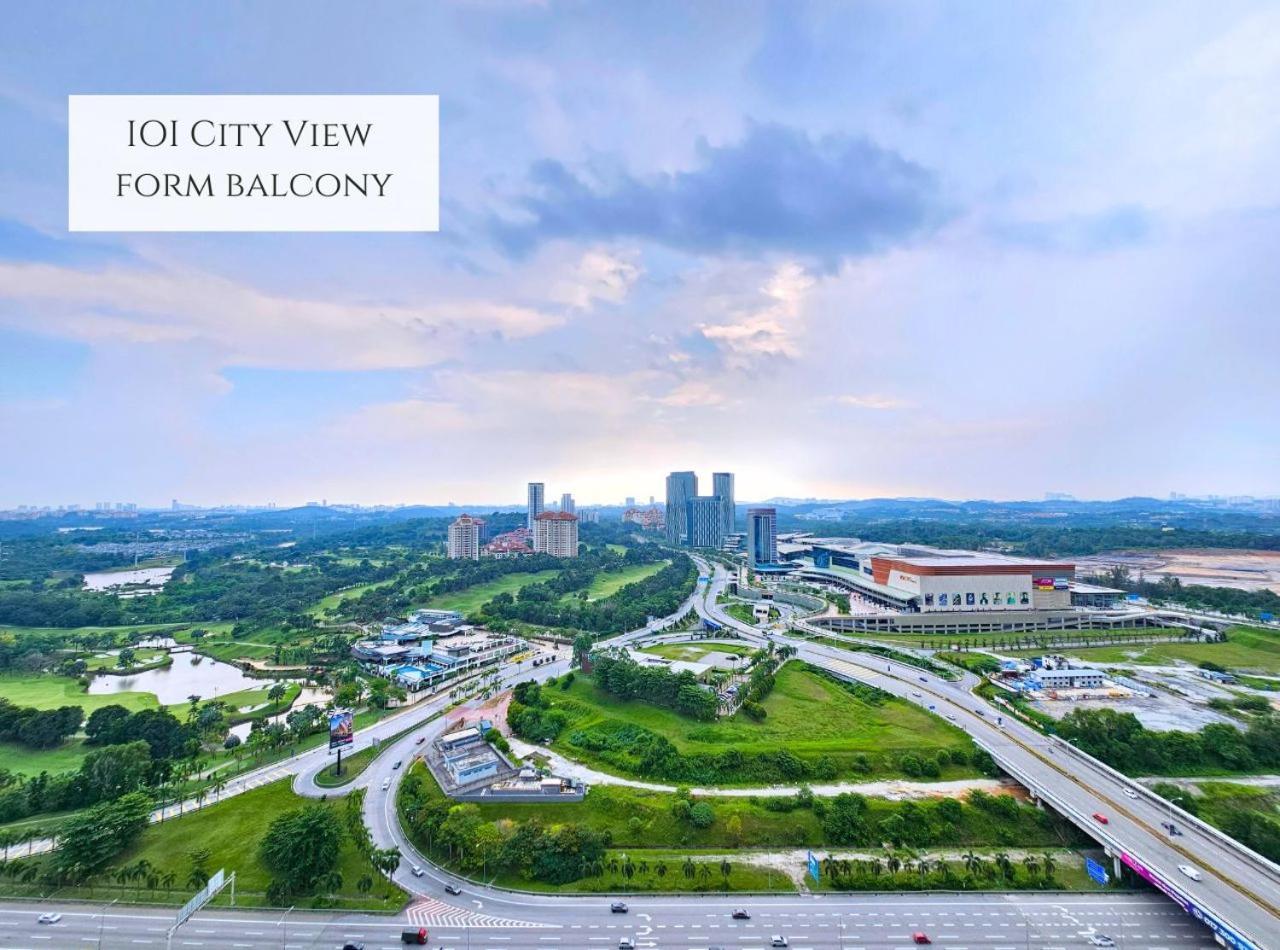 Conezion Near Ioi City Mall, Maeps Serdang, Putrajaya By Cloud Host Camera foto