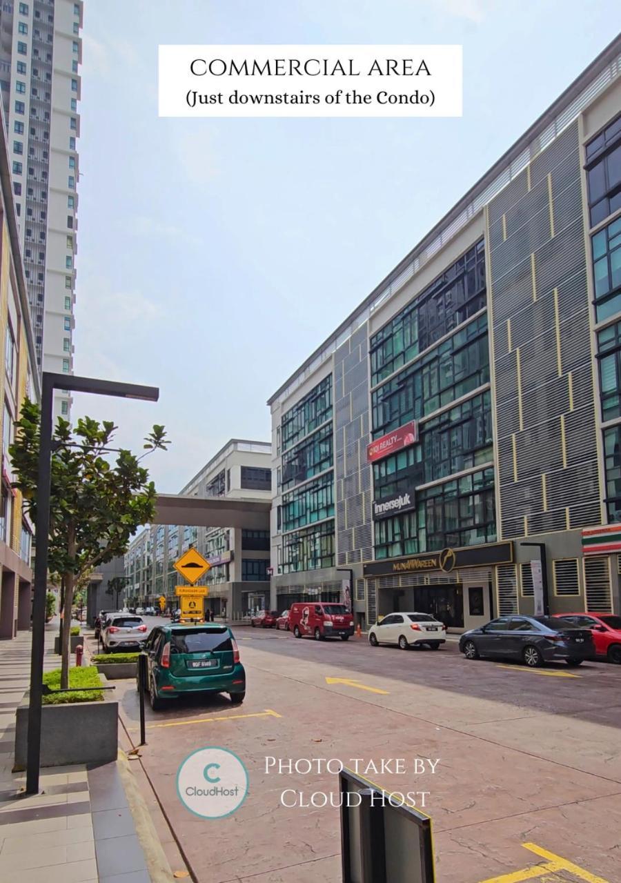 Conezion Near Ioi City Mall, Maeps Serdang, Putrajaya By Cloud Host Esterno foto